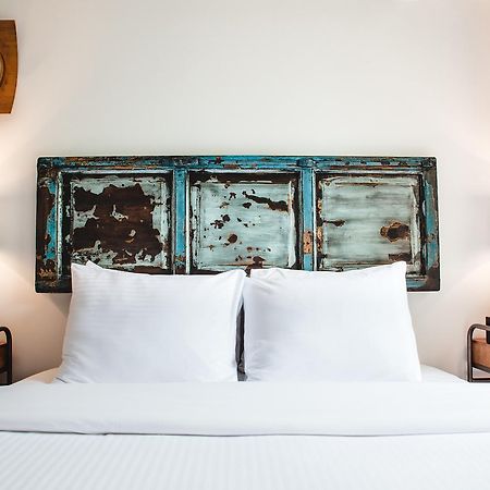 The English Bay Inn Langley Esterno foto