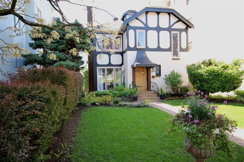 The English Bay Inn Langley Esterno foto