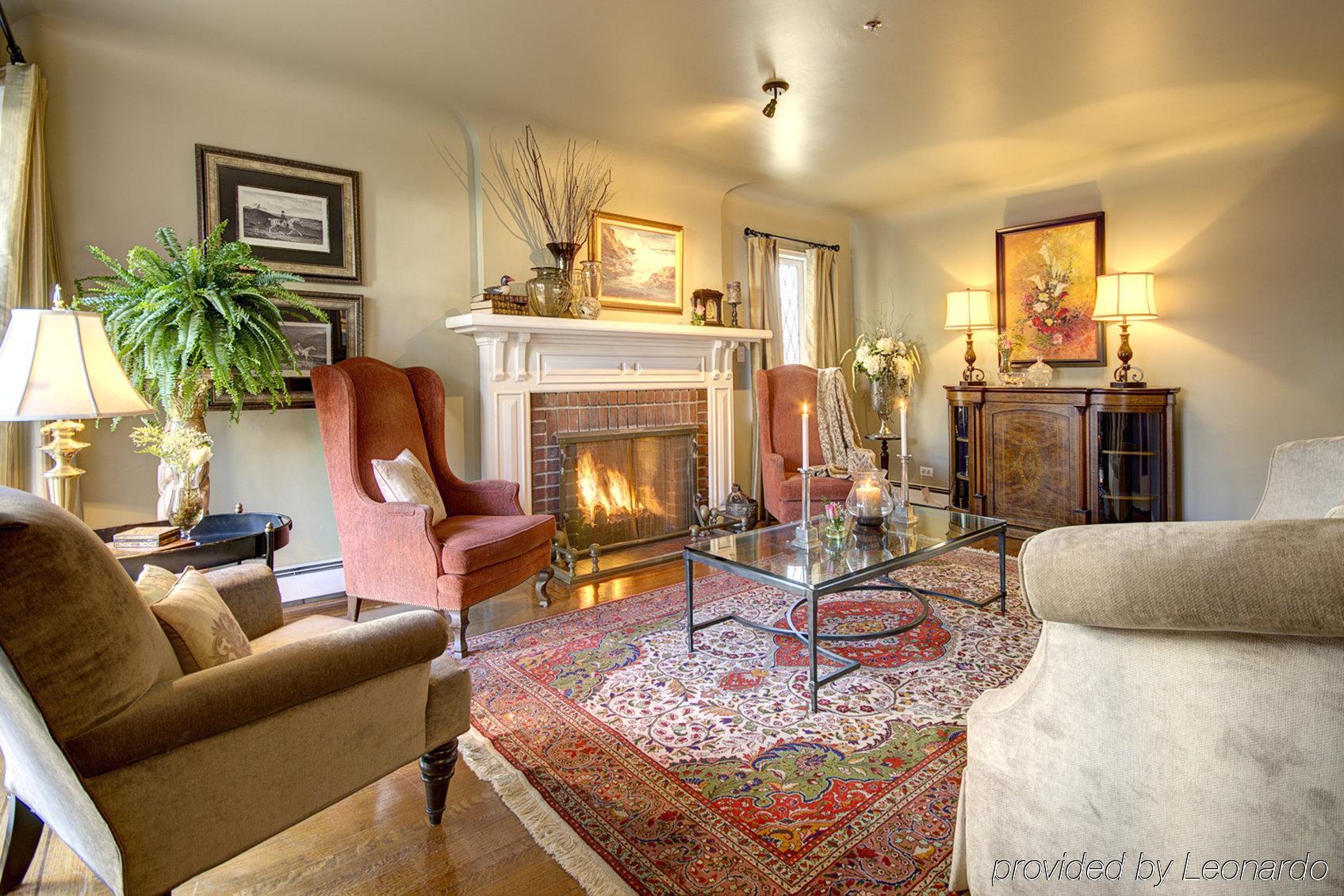 The English Bay Inn Langley Esterno foto
