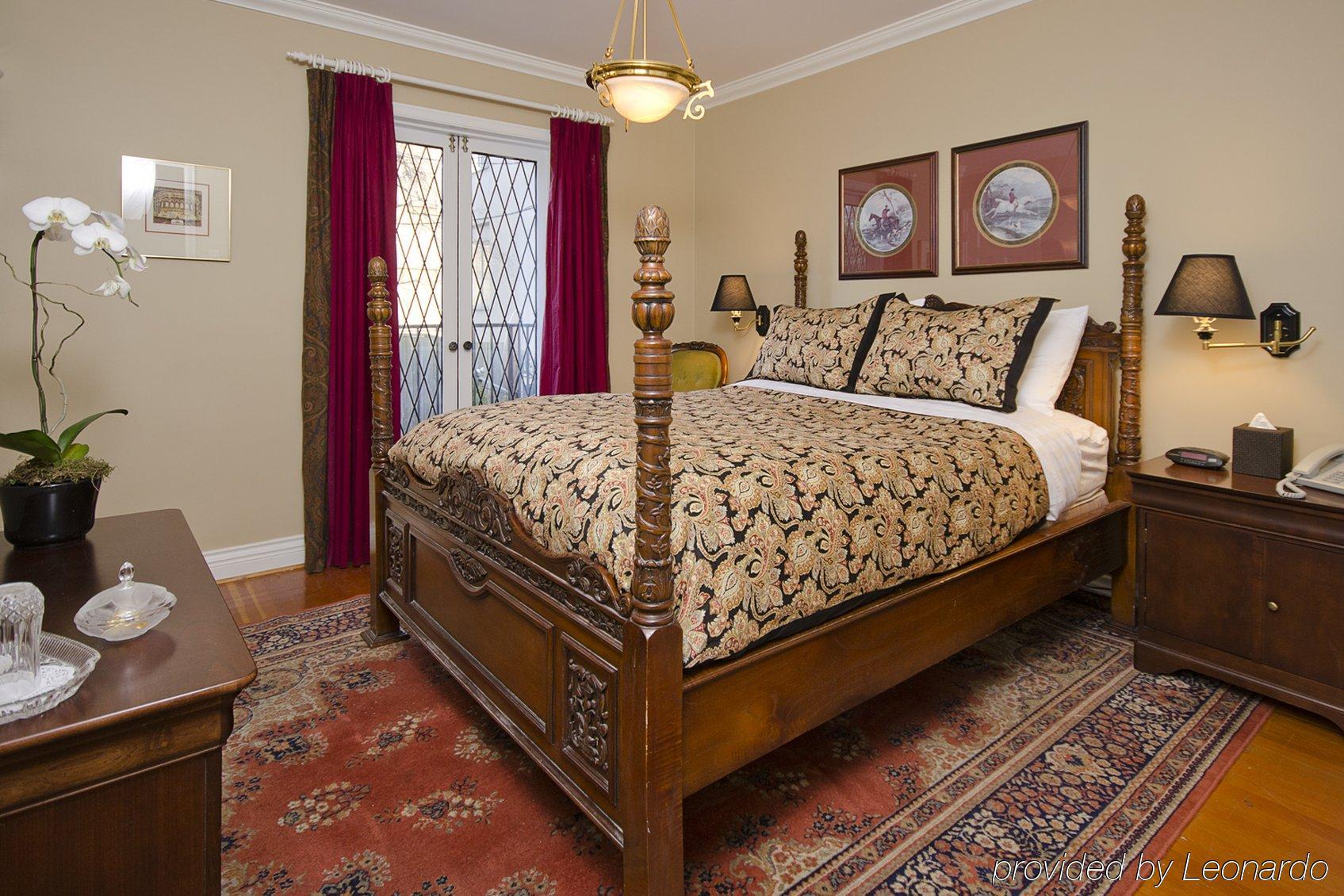 The English Bay Inn Langley Esterno foto