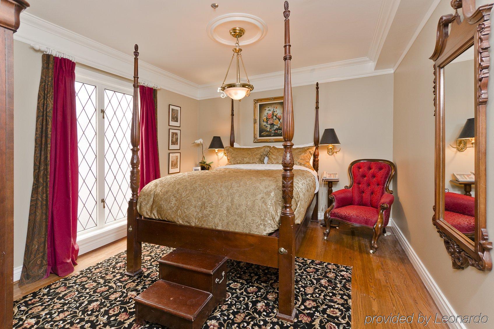 The English Bay Inn Langley Esterno foto