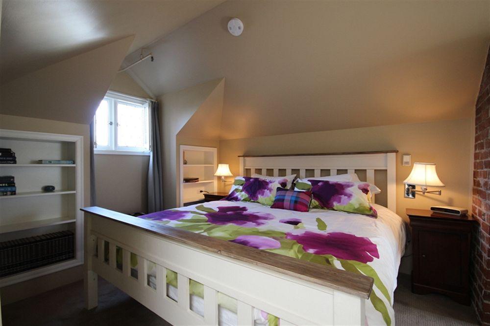 The English Bay Inn Langley Esterno foto